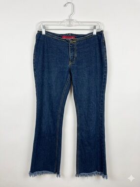 SZ S ZANA DI LOW RISE Y2K BOOT CUT RAW HEM MEDIUM WASH